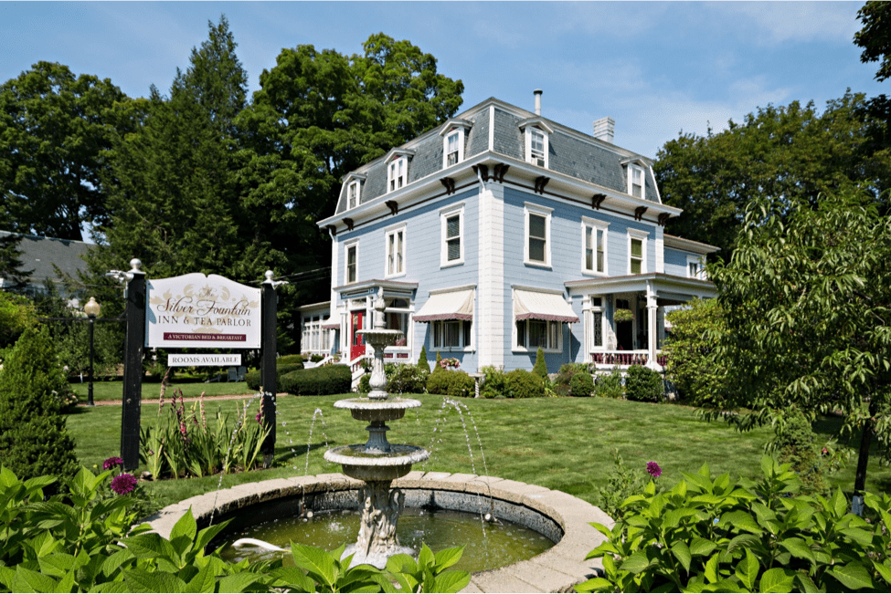 Of all the Dover NH area hotels, you'll likely find ours to be the most beautiful exterior.