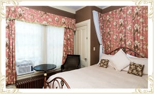 The Silver Fountain Inn | Dover NH Accommodations | Room: The Henrietta