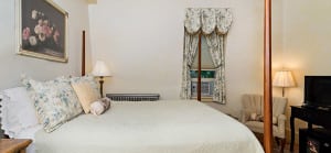 The Silver Fountain Inn | Dover NH Accommodations | Room : The English Rose