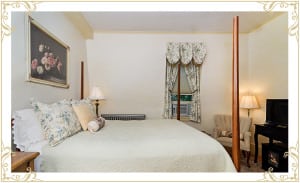 The Silver Fountain Inn | Dover NH Accommodations | Room: The English Rose